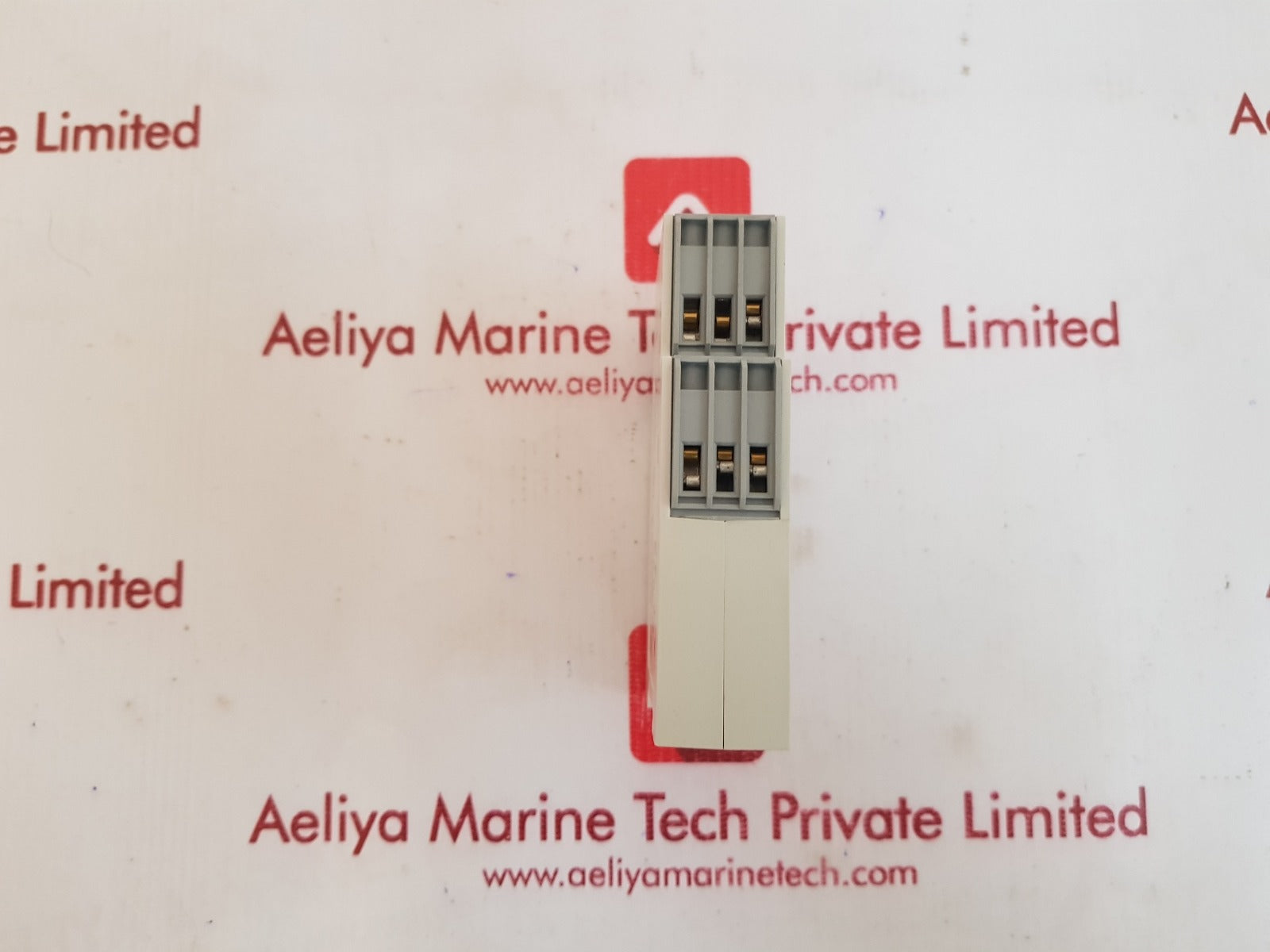 Carlo gavazzi daa01dm24 time delay relay 