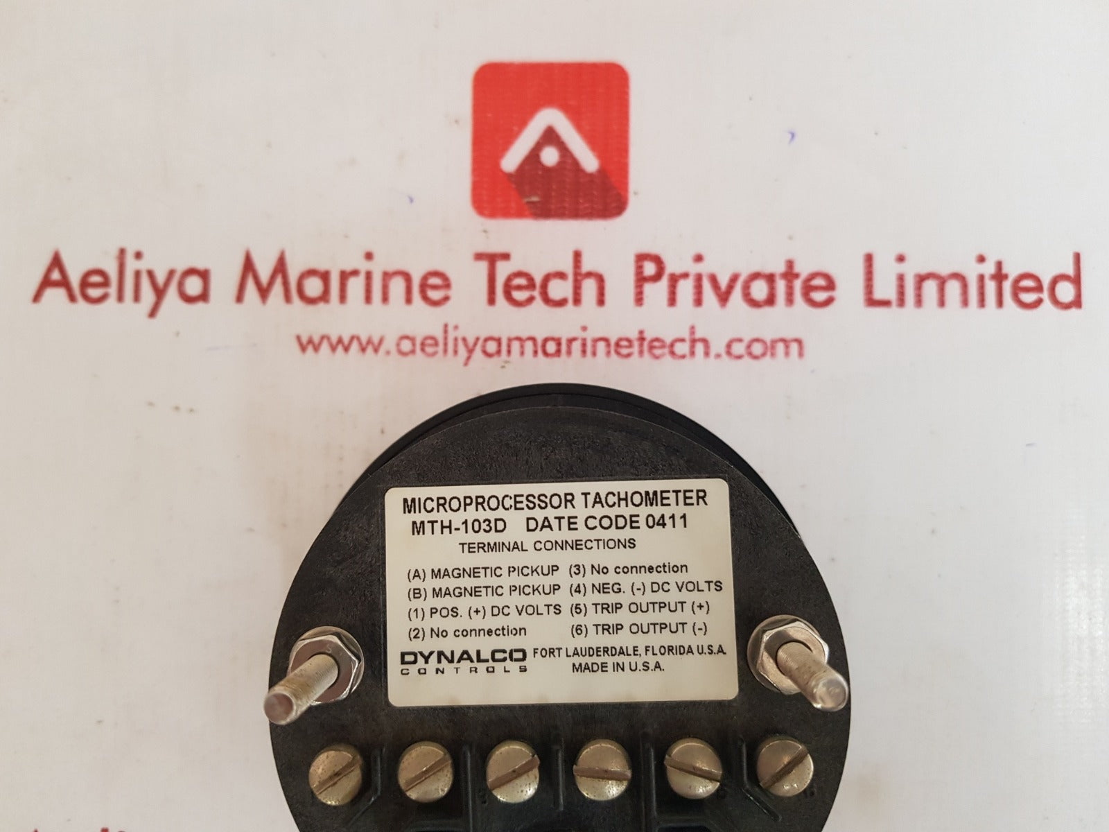 Dynalco controls mth-103d tachometer Used