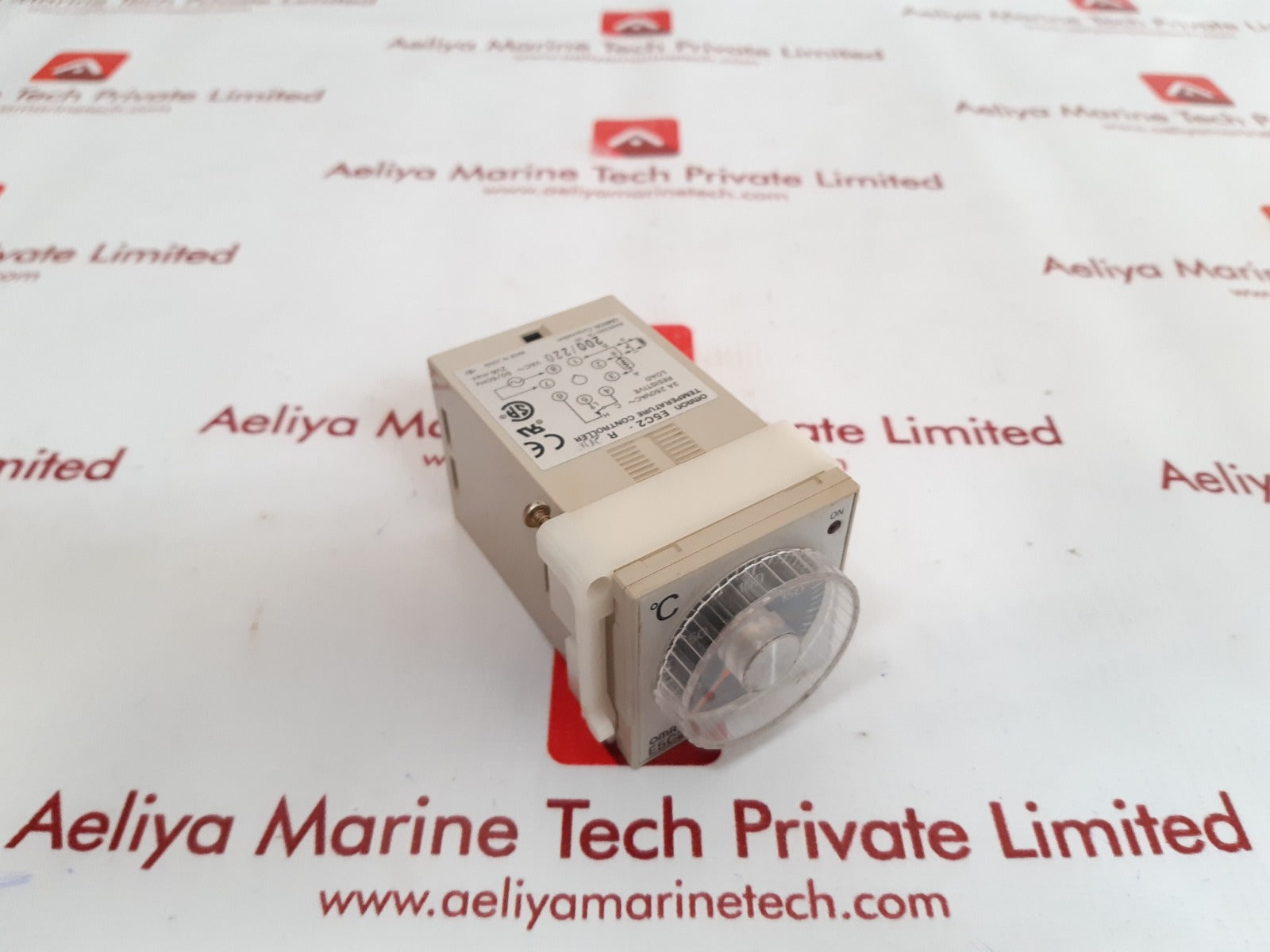 Omron e5c2-r plc temperature controller 200/220 vac~