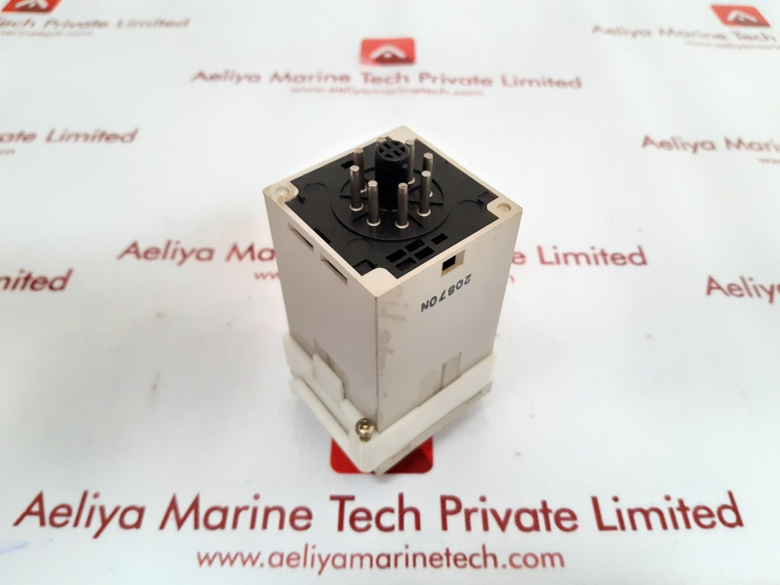 Omron e5c2-r plc temperature controller 200/220 vac~