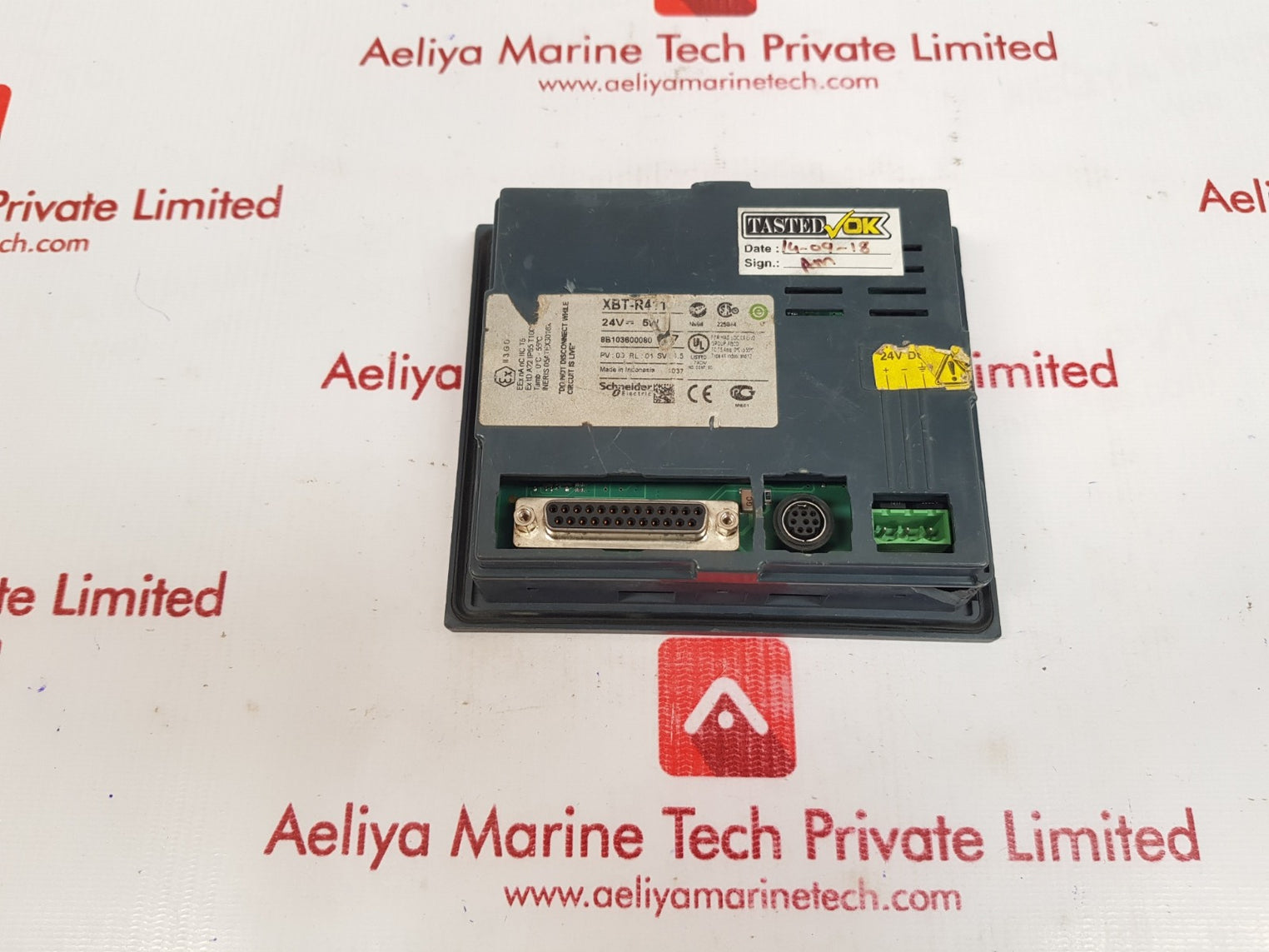 Schneider electric xbt-r411 samll panel with keypad