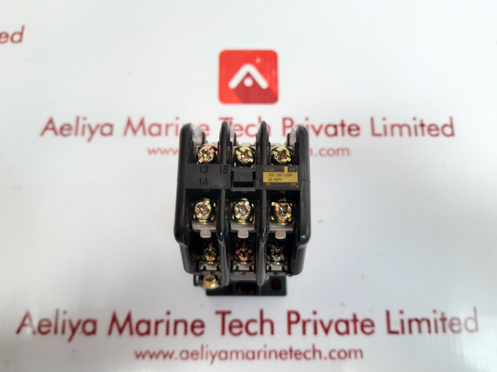 Fuji src50-2u/x (3a3b) auxiliary relay coil voltage 200/200-220v 50/60hz