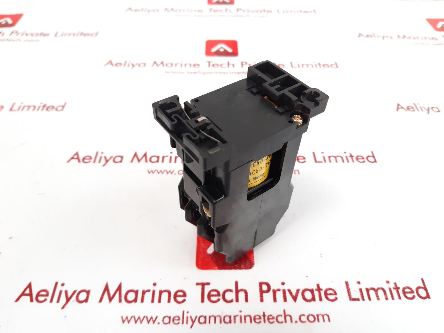 Fuji src50-2u/x (3a3b) auxiliary relay coil voltage 200/200-220v 50/60hz