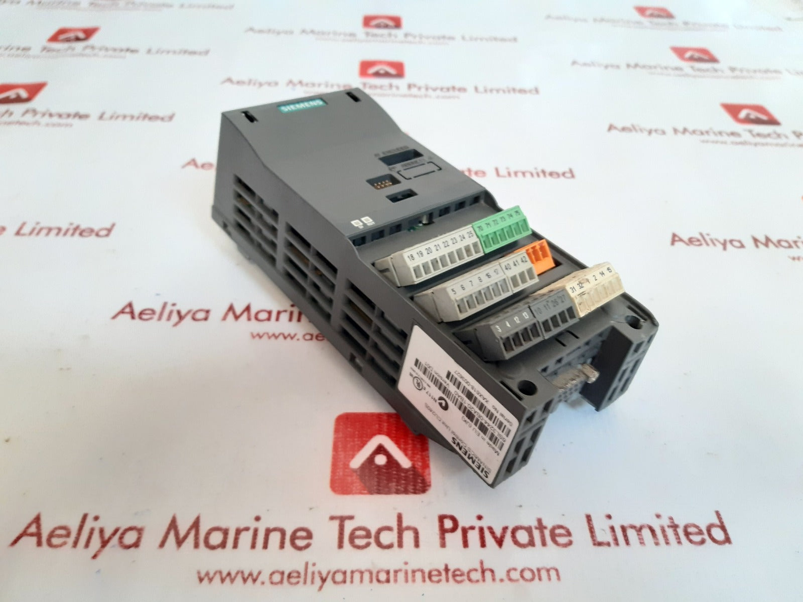 Siemens 6sl3244-0ba20-1ba0  sinamics control unit cu240s 