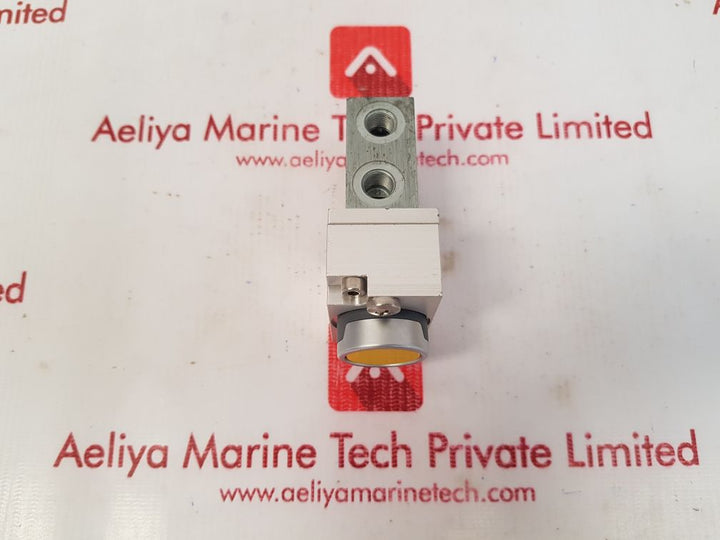 Rexroth r417001760 directional valve New 
