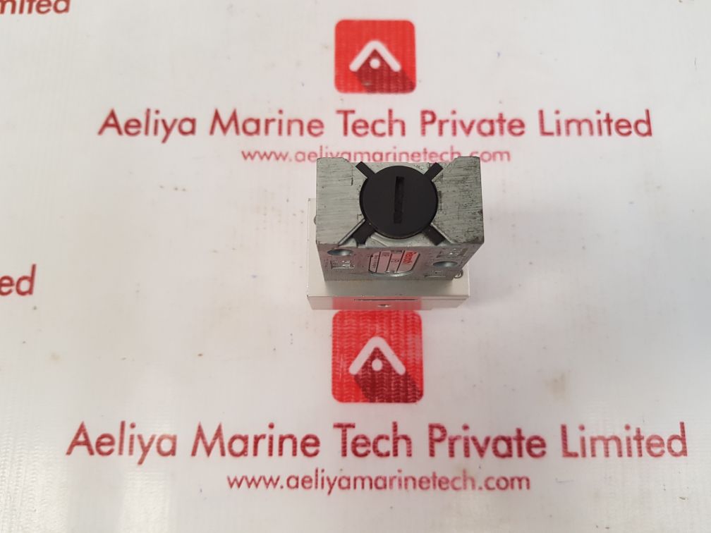 Rexroth r417001760 directional valve New 
