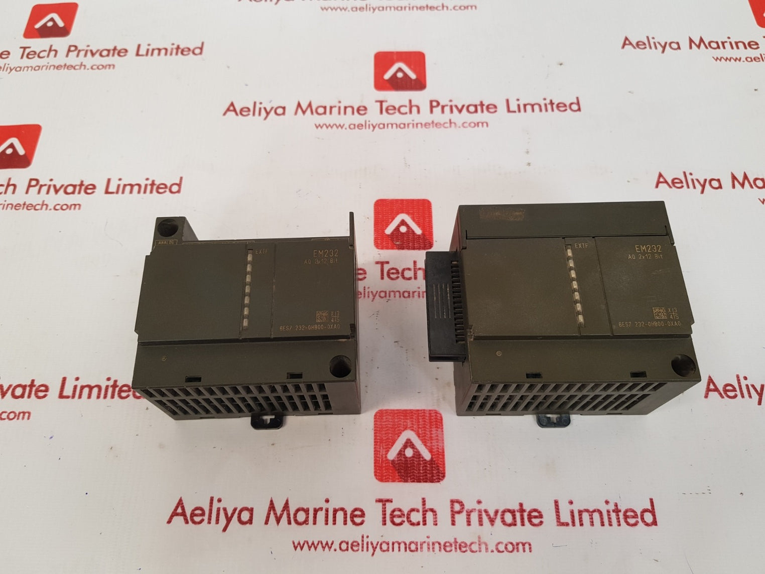 Siemens 6es7 232-0hb00-0xa0 em232 analog output module 