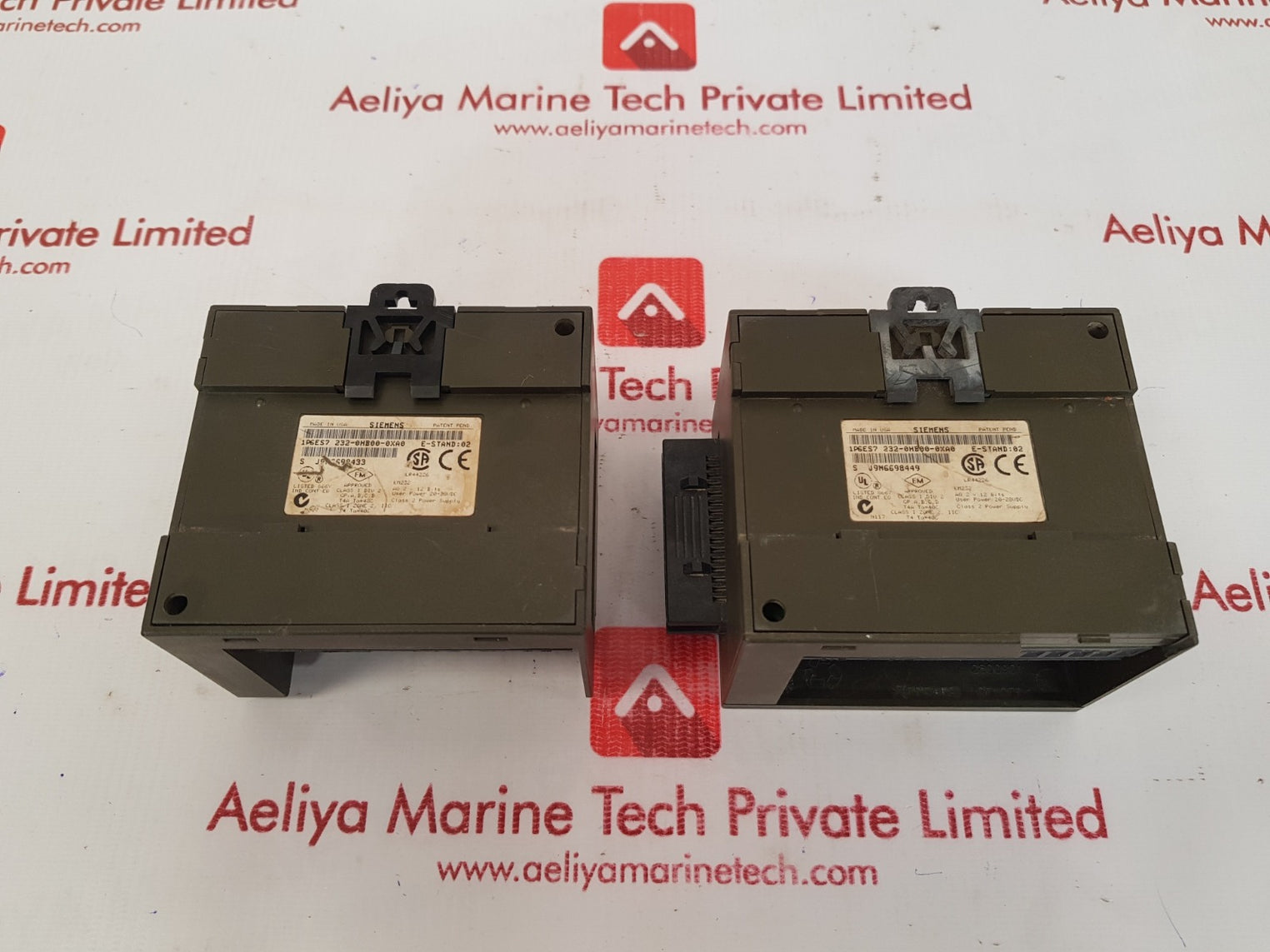 Siemens 6es7 232-0hb00-0xa0 em232 analog output module 