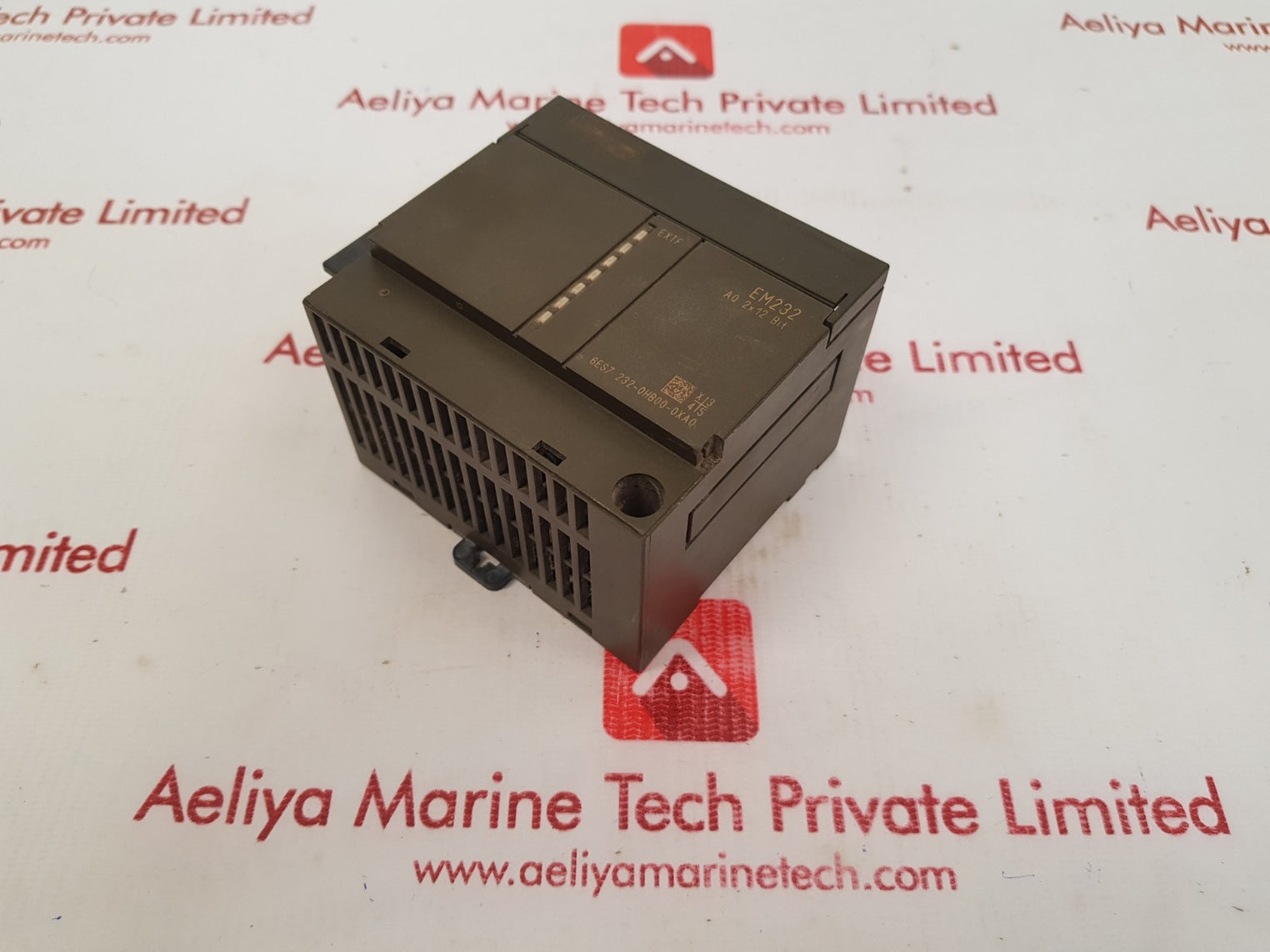 Siemens 6es7 232-0hb00-0xa0 em232 analog output module 