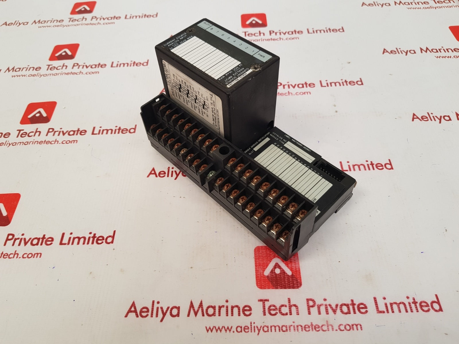 Ge fanuc Ic670chs001e input module with 44a735965-002r01 base module