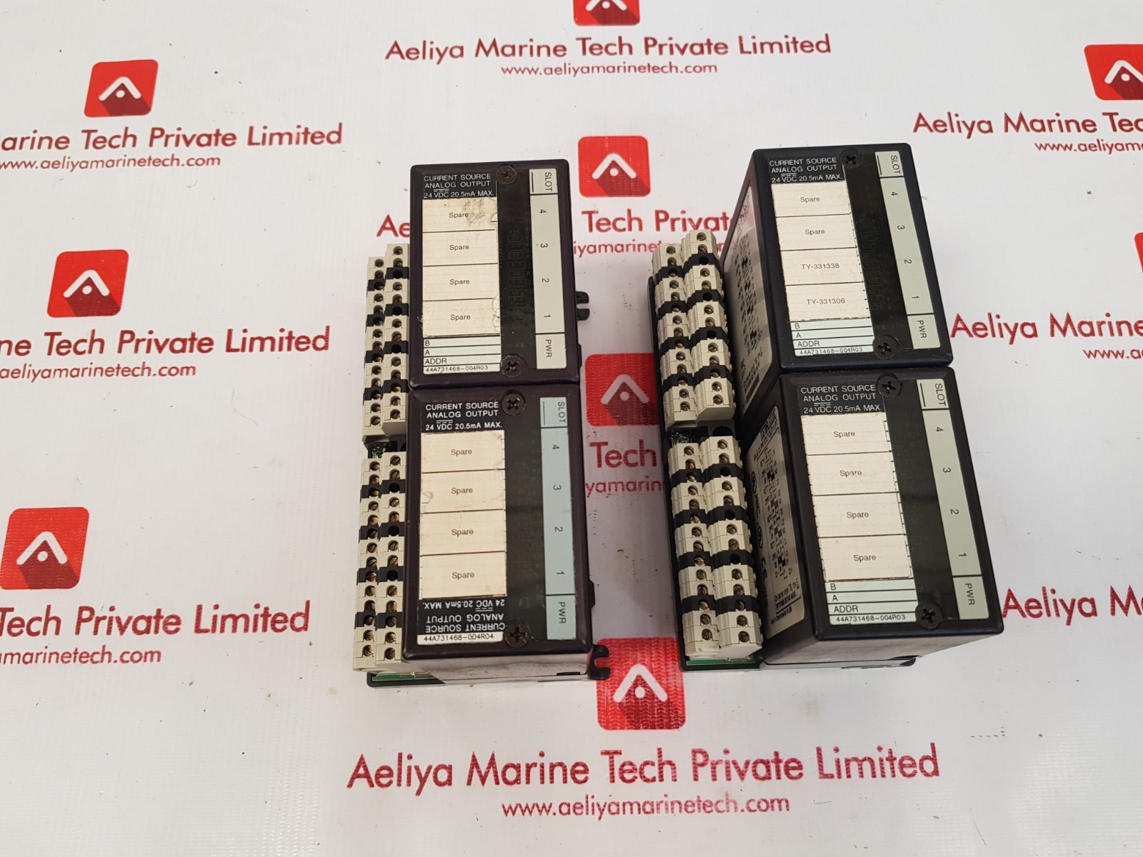 Ge fanuc Ic670alg320a/ic670alg320c output module with ic670chs002e i/o base