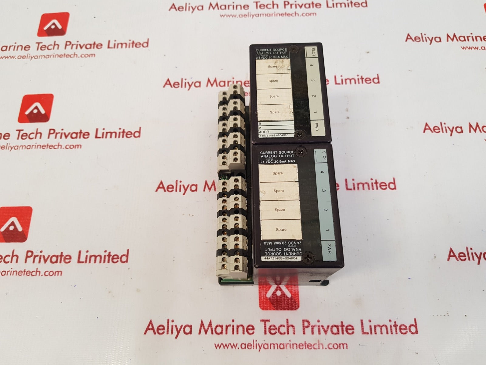 Ge fanuc Ic670alg320a/ic670alg320c output module with ic670chs002e i/o base