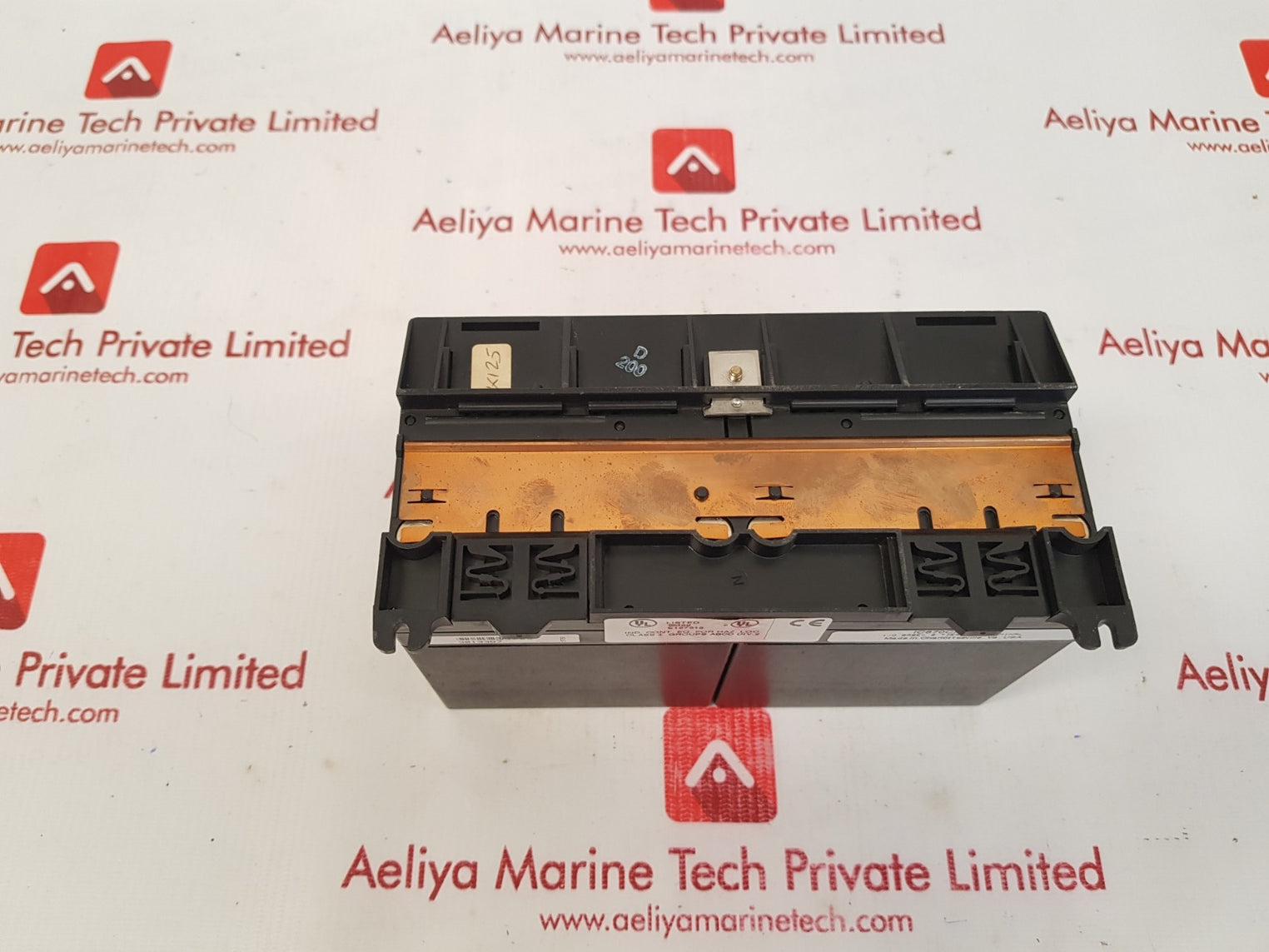 Ge fanuc Ic670alg230j/ic670alg320j input module with ic670chs002e i/o base 