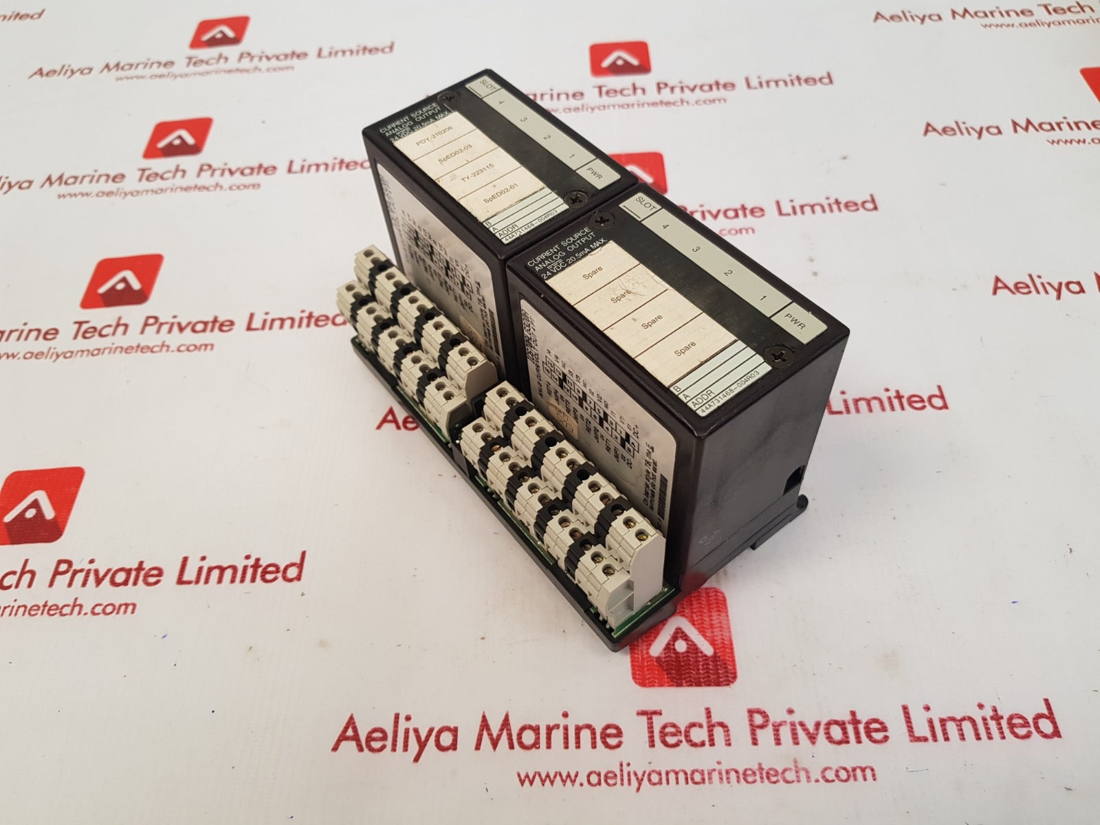 Ge ic670alg320a analog output module with ic670chs002e i/o base