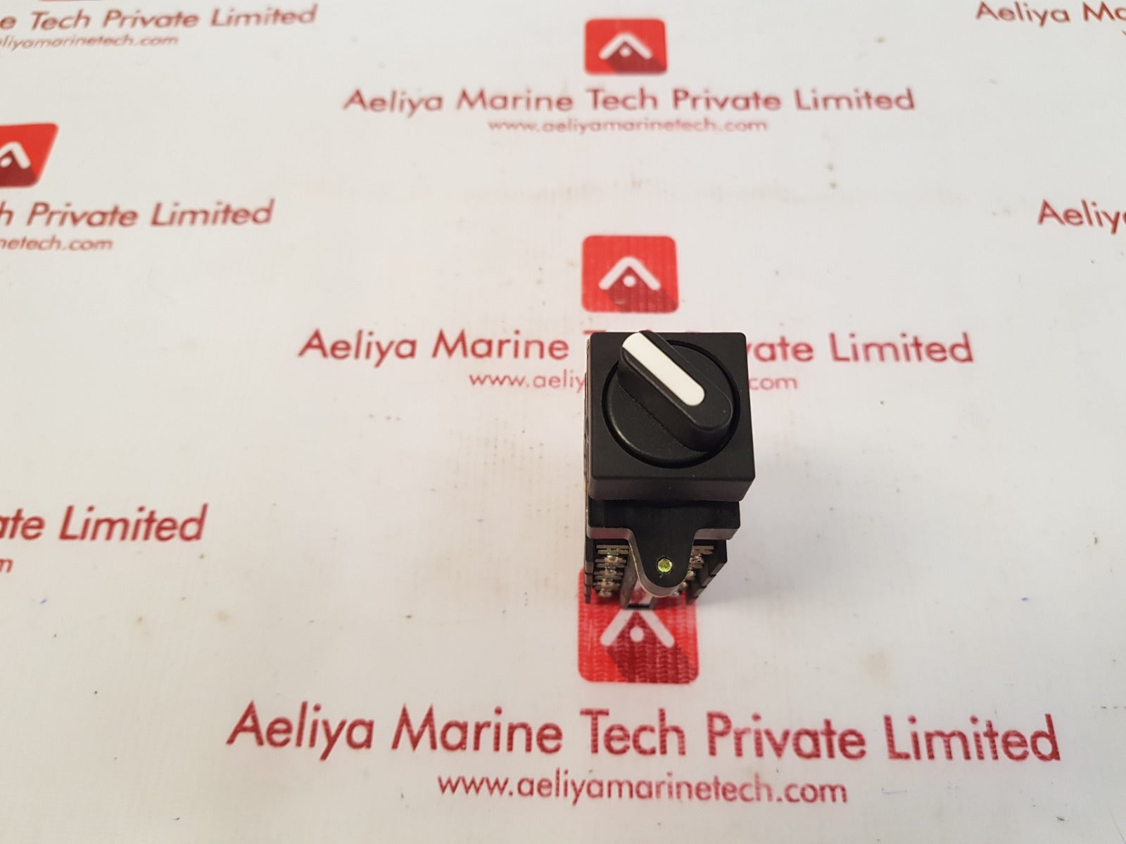 Fuji electric ak22-1 1m2409ypb cam switch