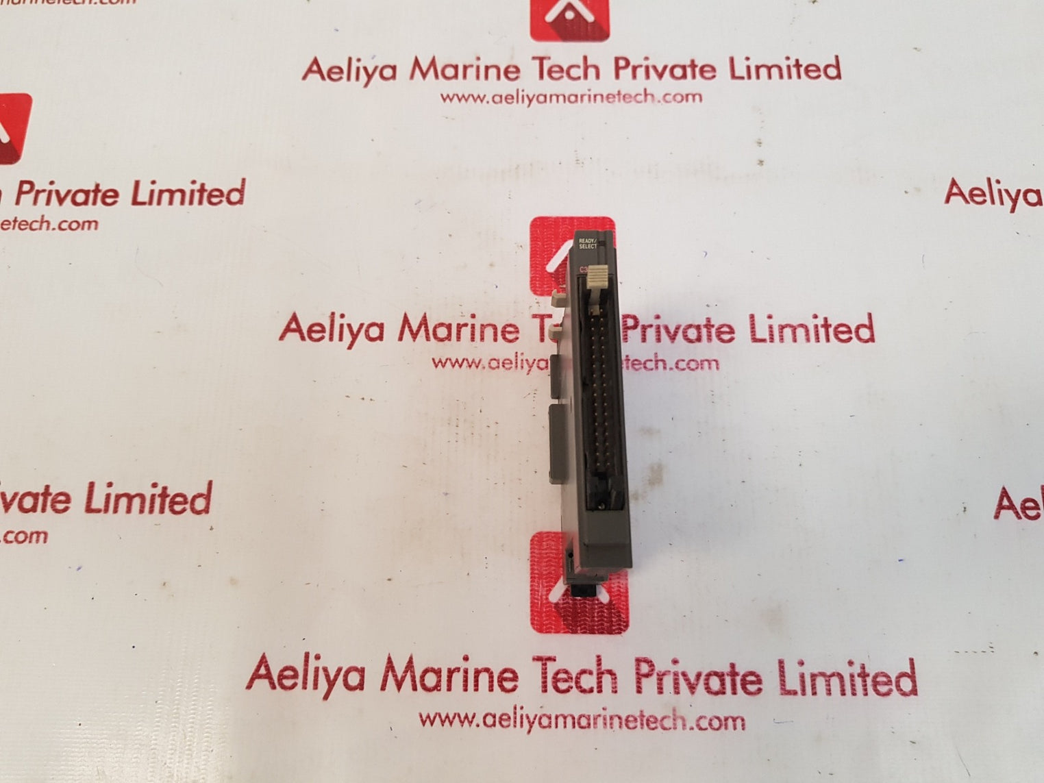 Keyence kv-c32t programmable controller output module