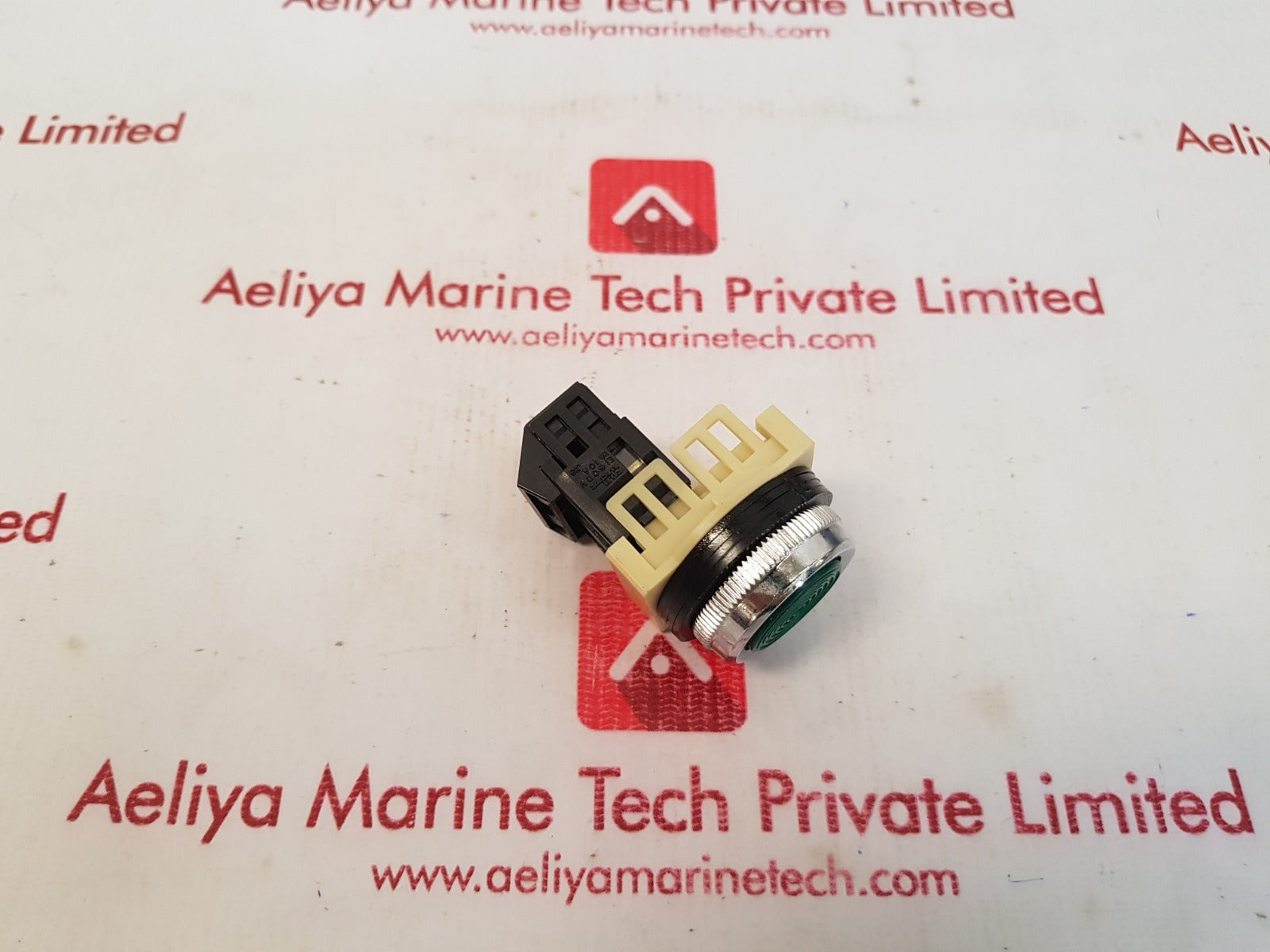 Fuji electric ah30-f command switch