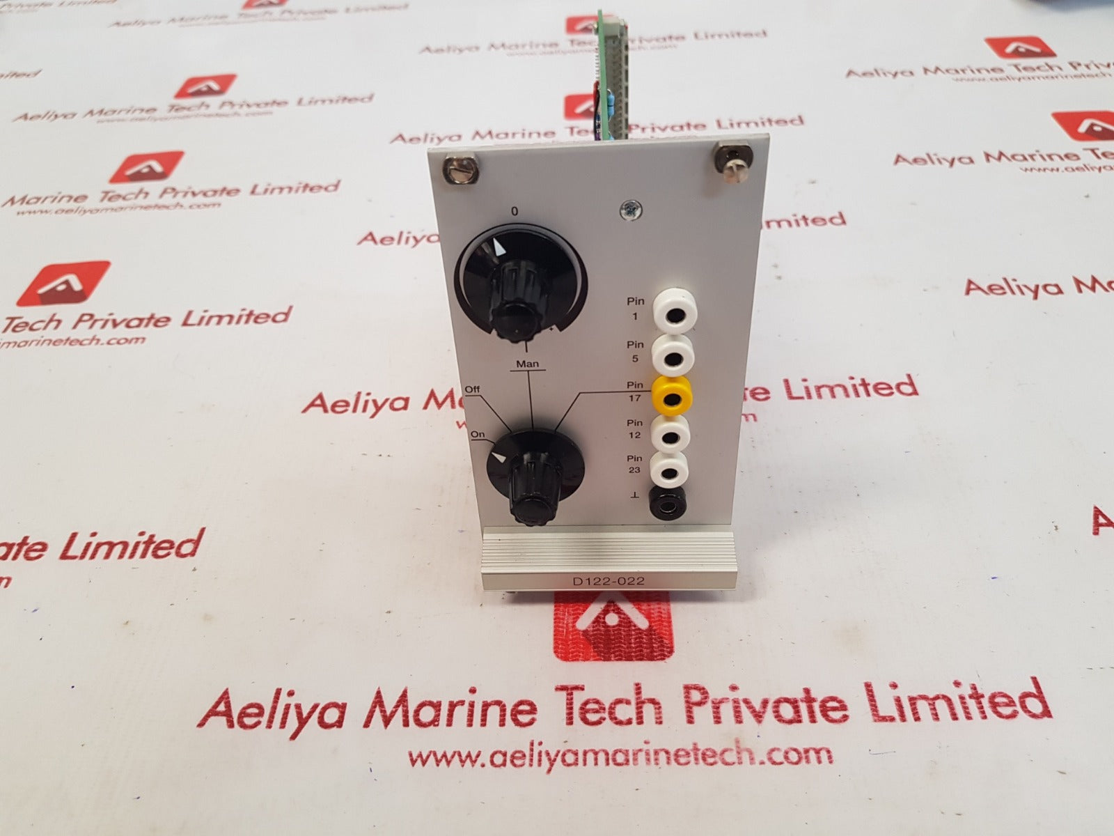 Moog d122f022-a015 control panel – Aeliya Marine Tech