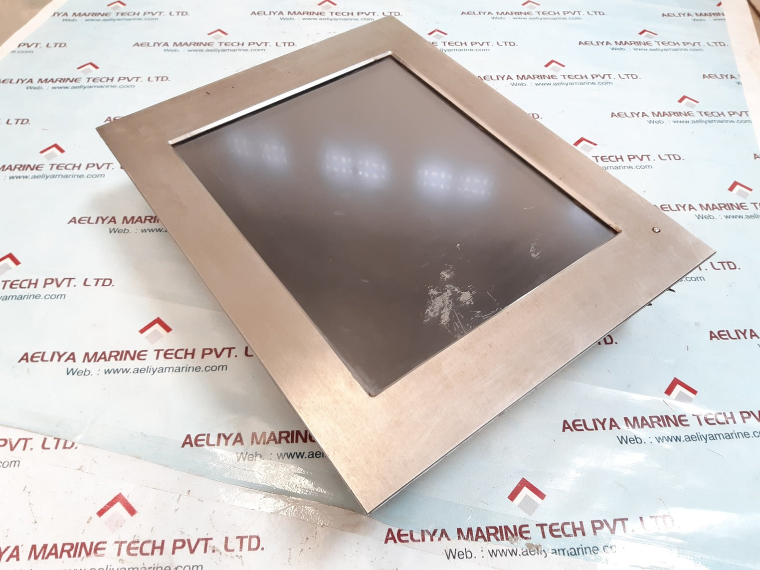 Intecolor fd20/a  flat panel monitor fp20-pbcaaaz fp20-pbcaaaz