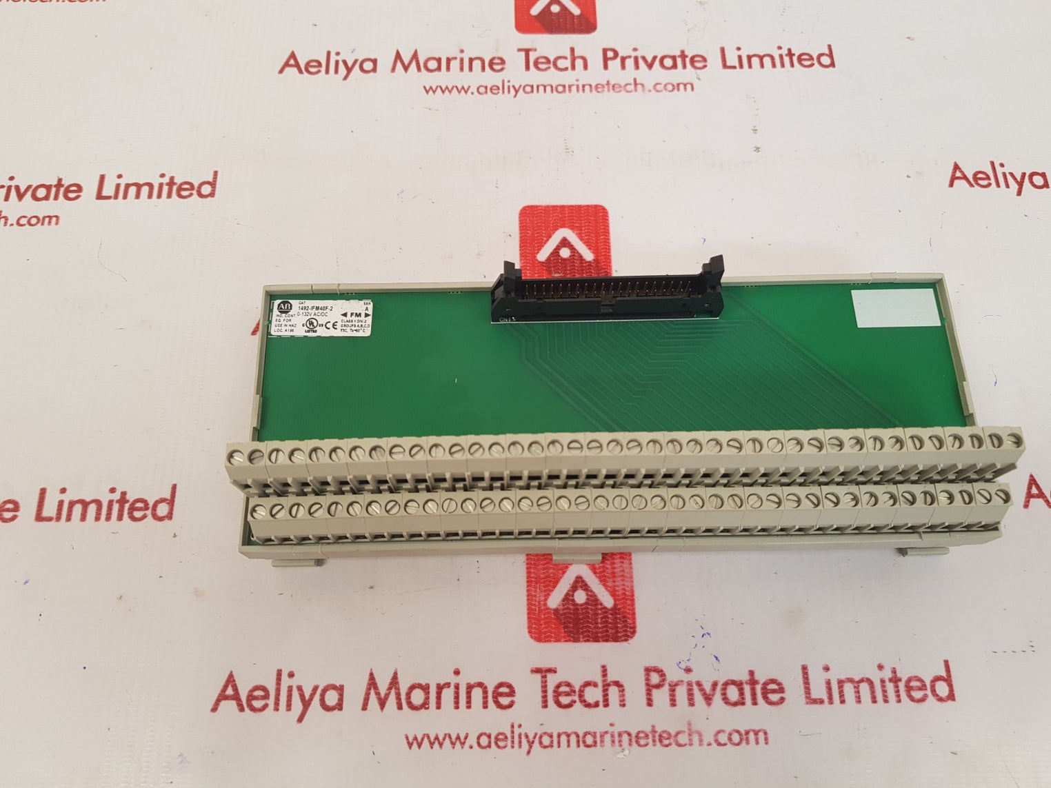 Allen bradley 1492-ifm40f-2 ser. a interface module 