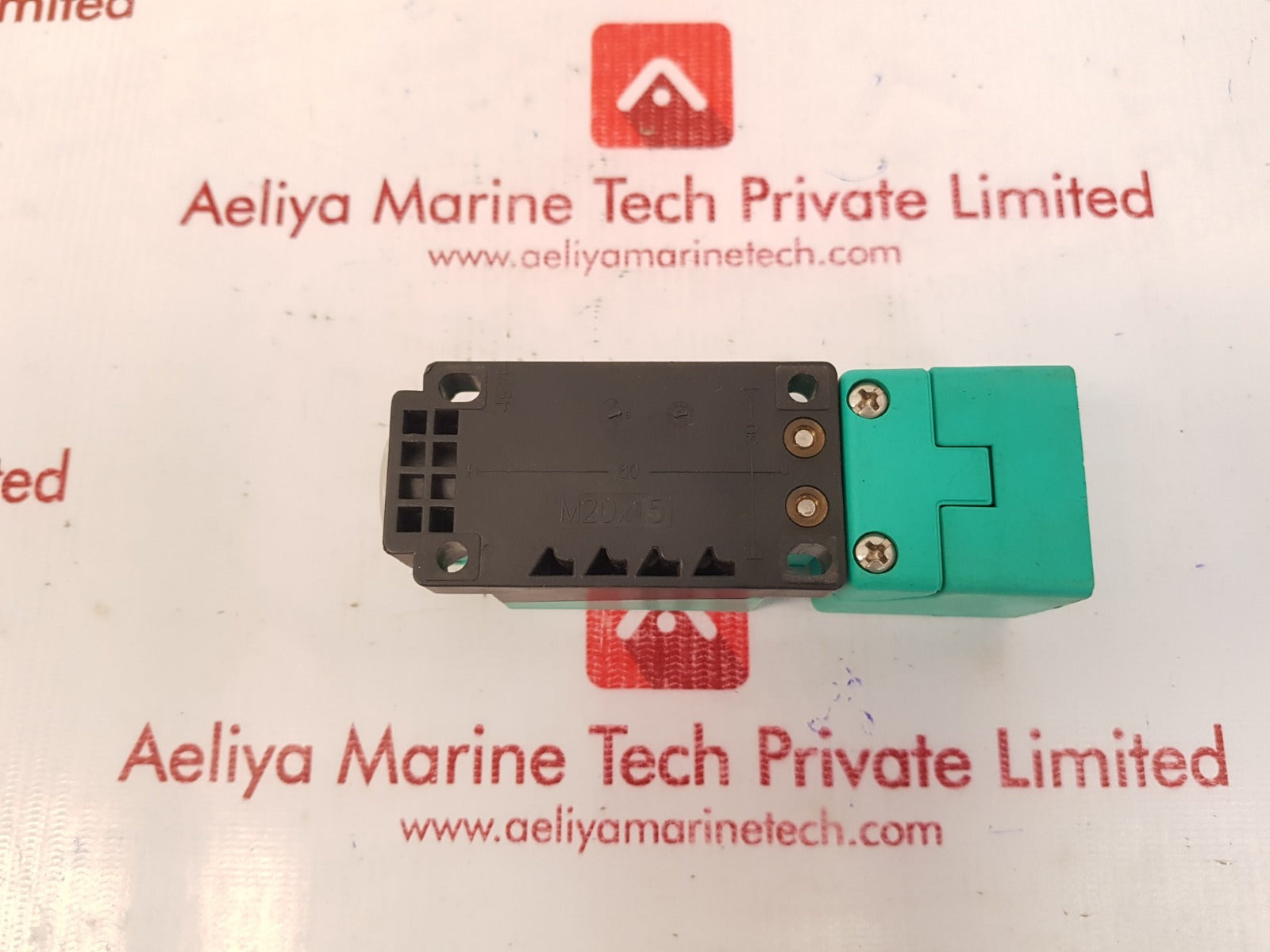 Pepperl+fuchs nj15+u1+w proximity switch 36683s