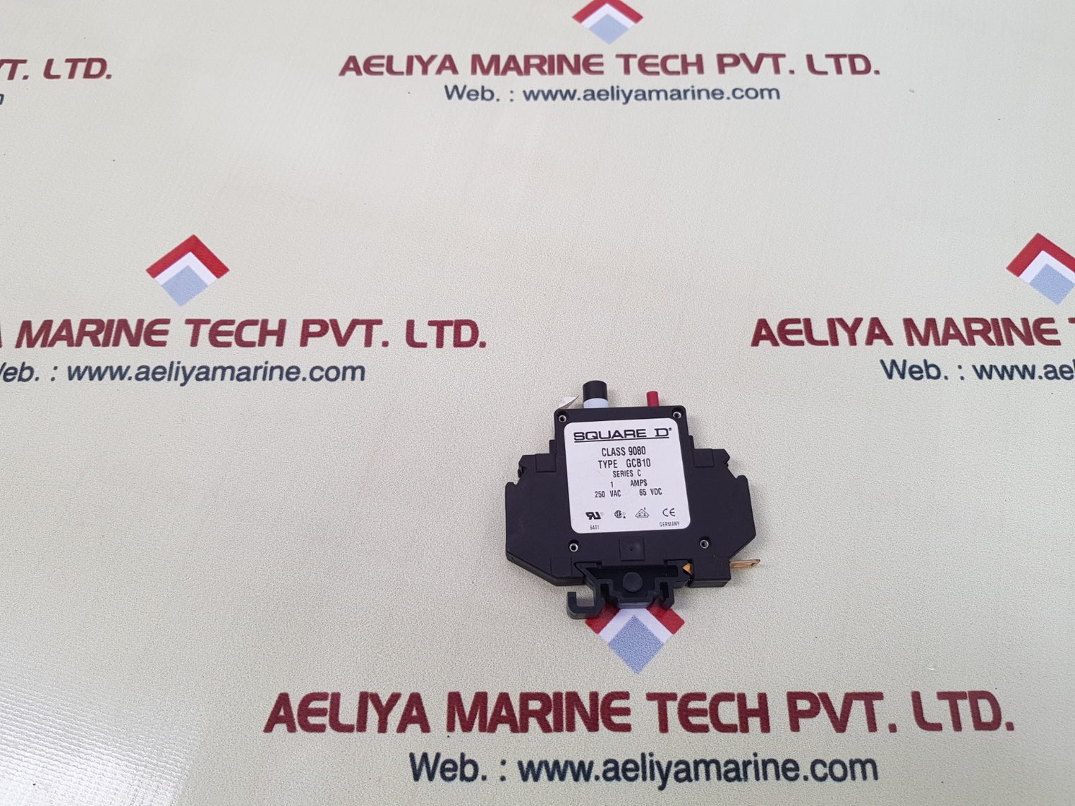 Square d class 9080 gcb10 series c circuit breaker