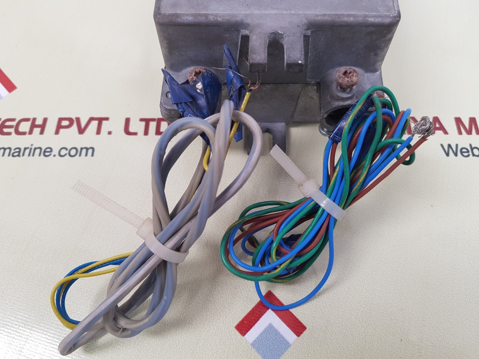 Honeywell ms4620f 1203 two position direct coupled actuator