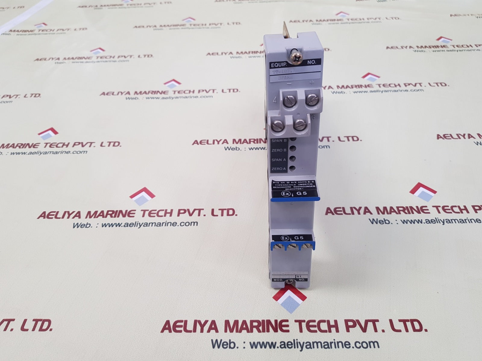 Foxboro 2ax+dp10-pga power distribution module 