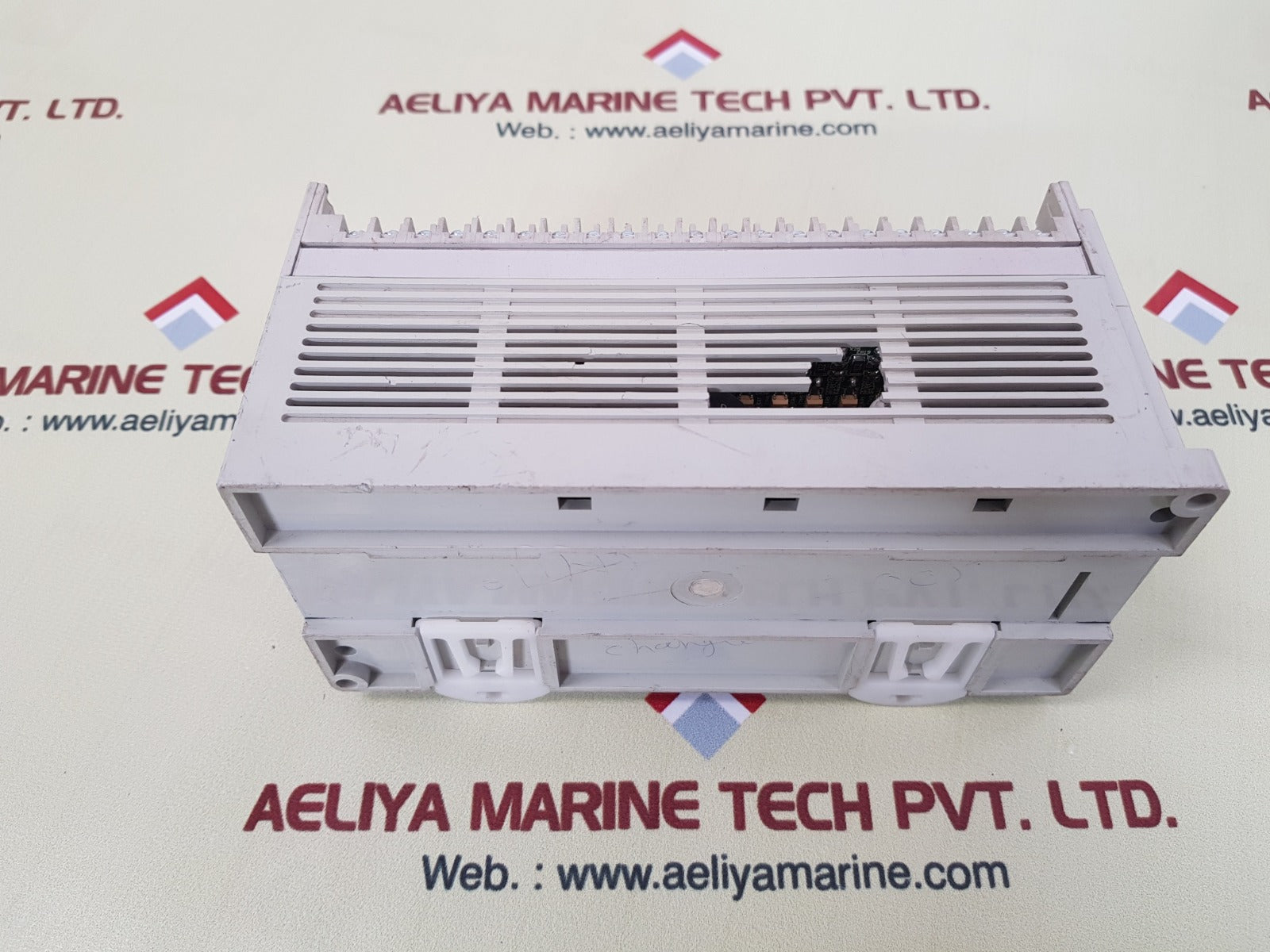 Delta dvp60es00r2 programmable controller