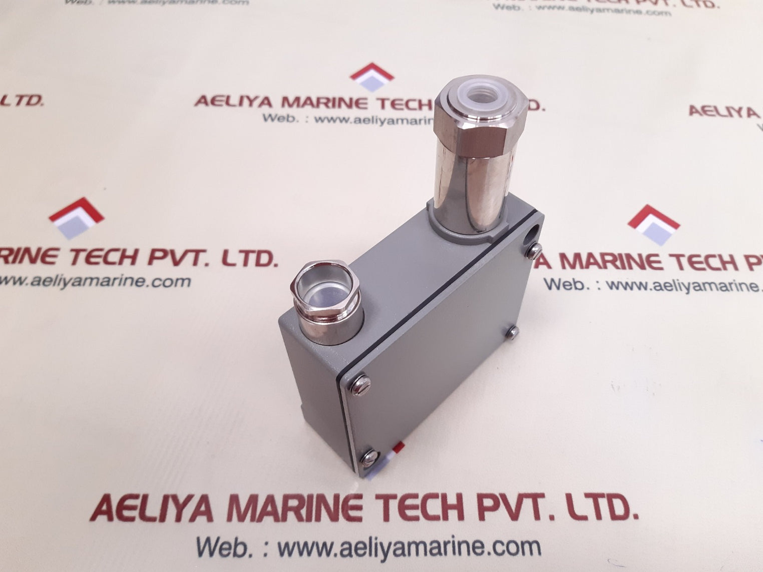 Trafag 8202.34.2210 pressure transmitter