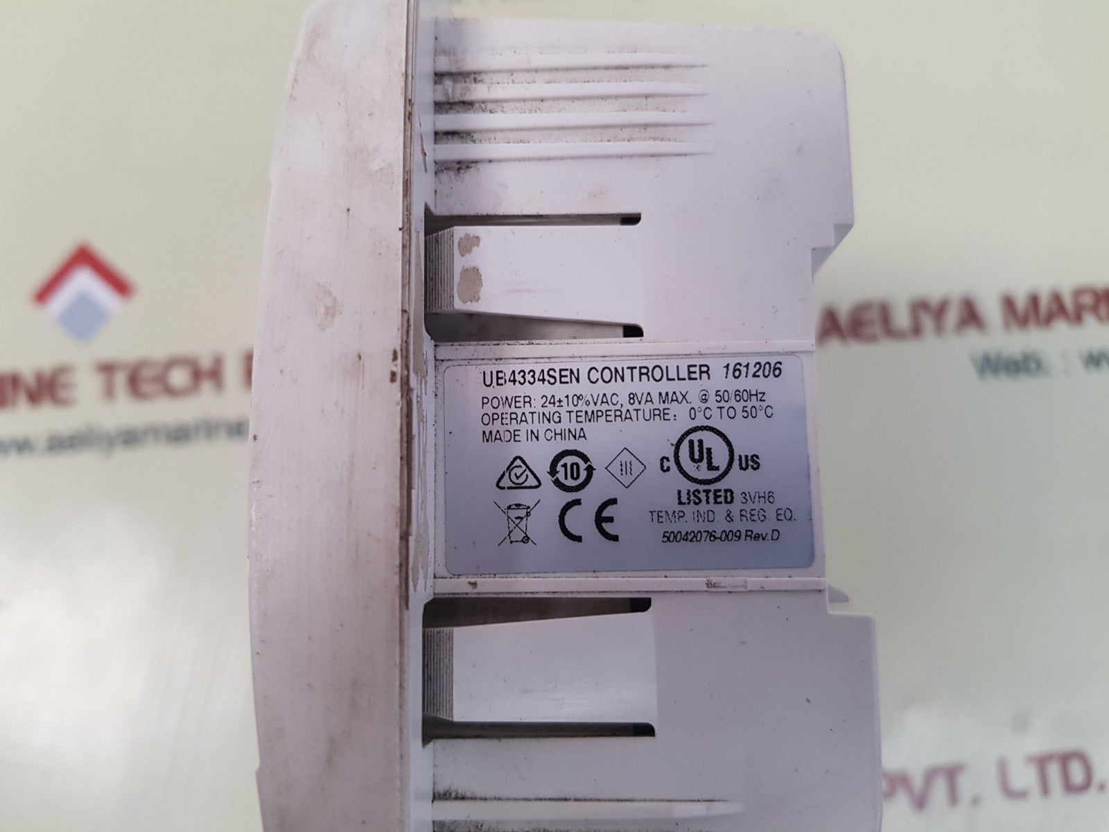 Honeywell ub4334sen temperature controller