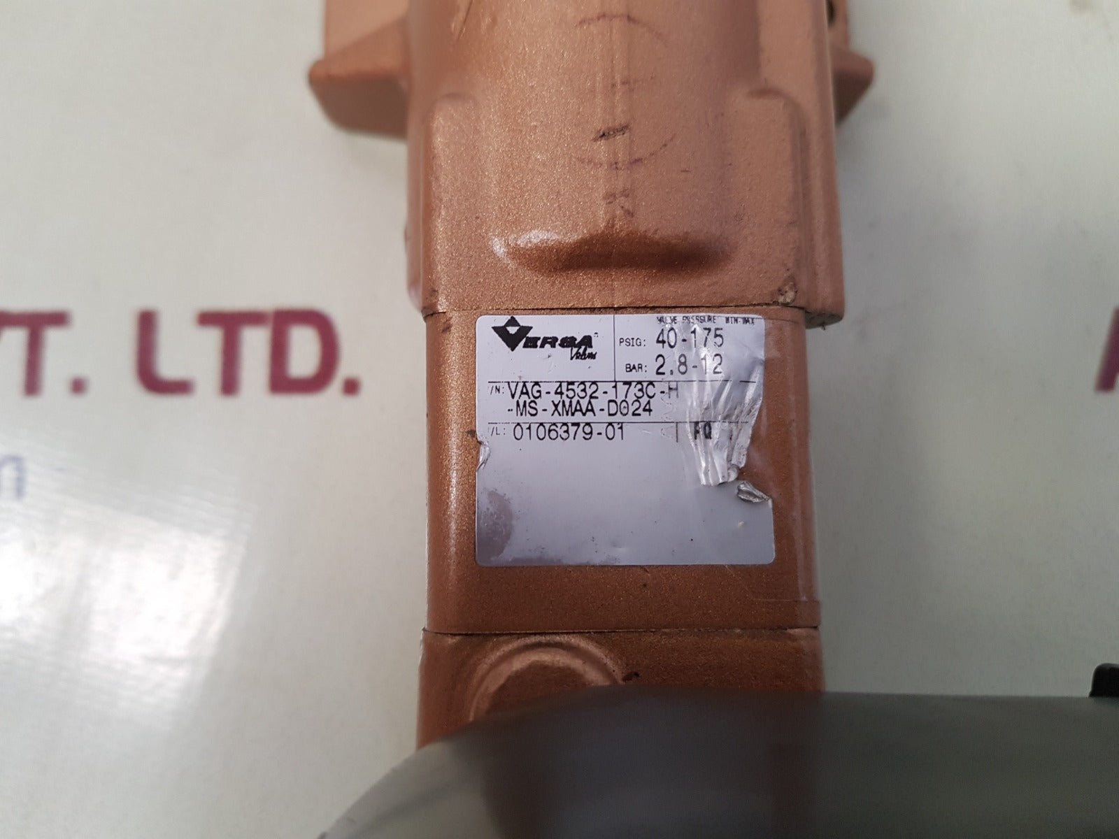 Versa vag-4532-173c-h-ms-xmaa-d024 pnuematic directional valve