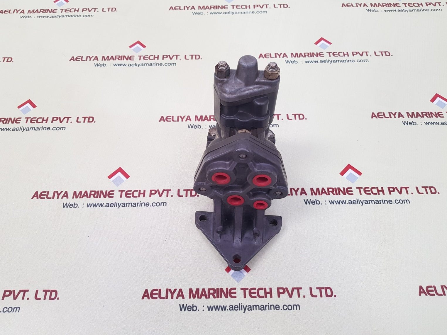 American-standard p59155-110 relay air valve 200psi