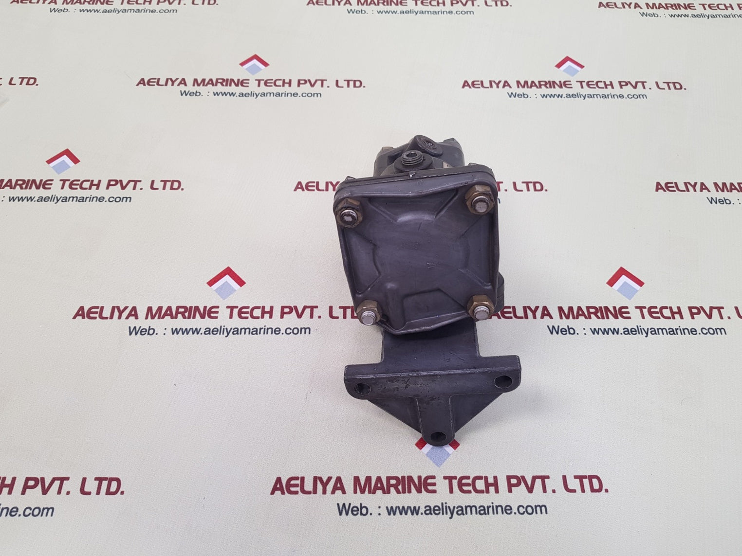 American-standard p59155-110 relay air valve 200psi