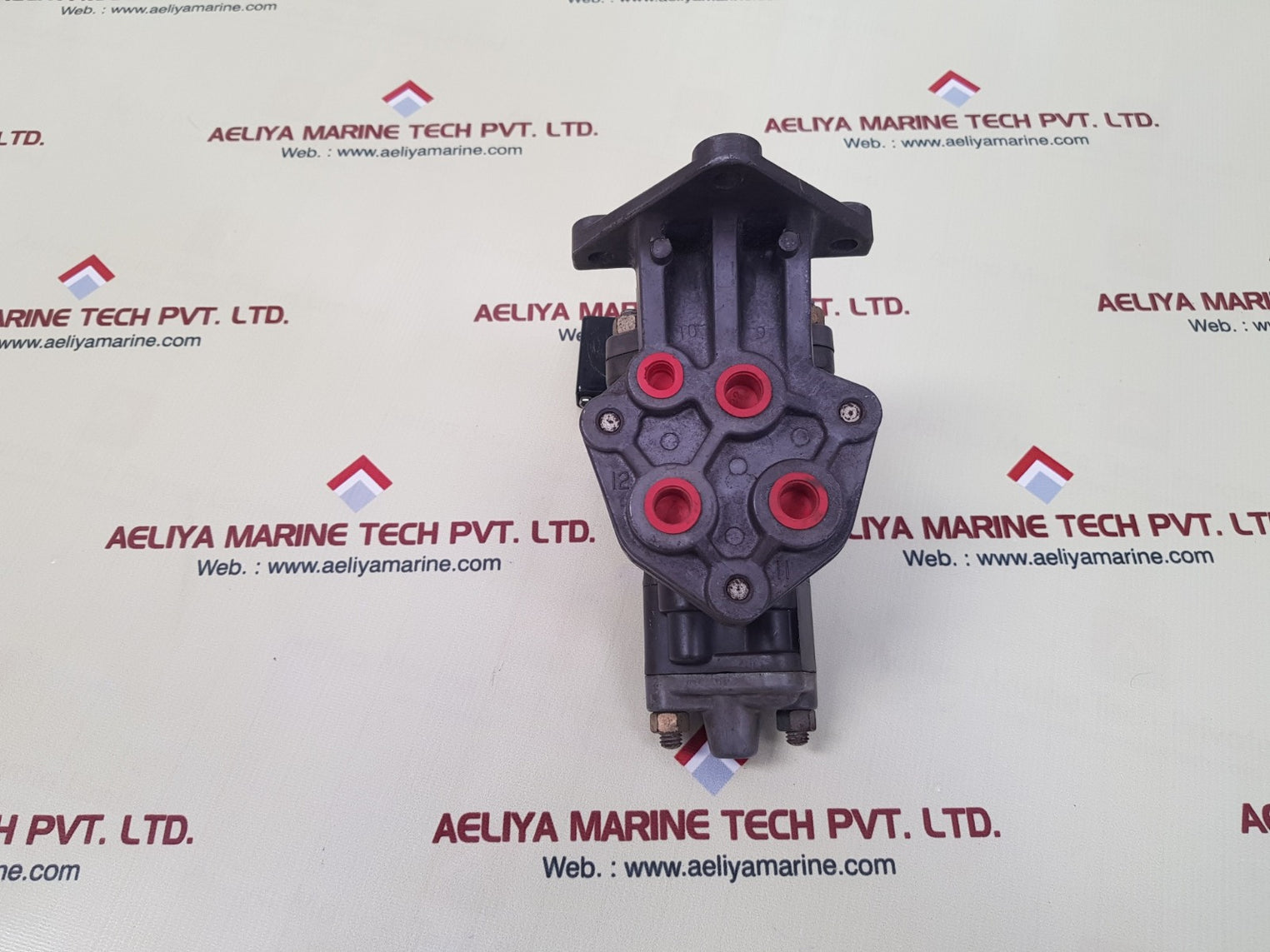 American-standard p59155-110 relay air valve 200psi