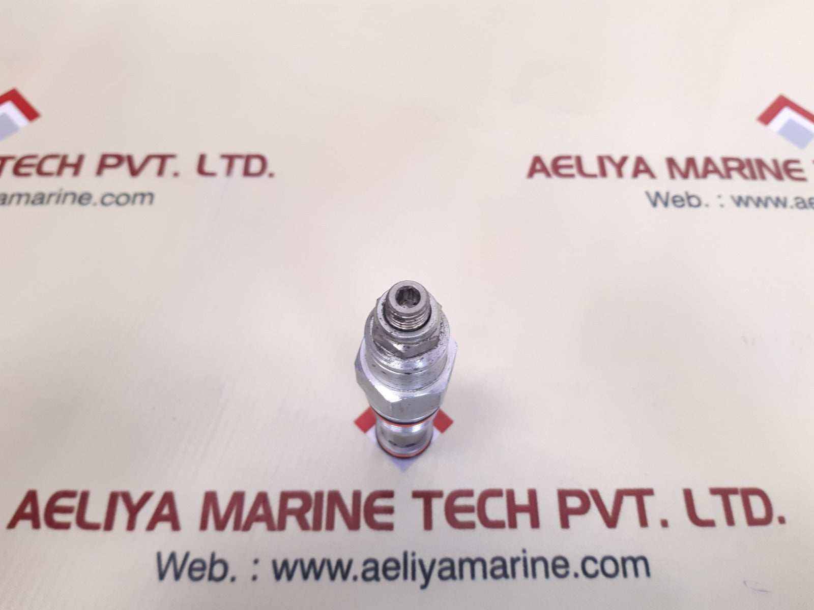 Sun rpec-lcn pilot operated balanced piston relief valve