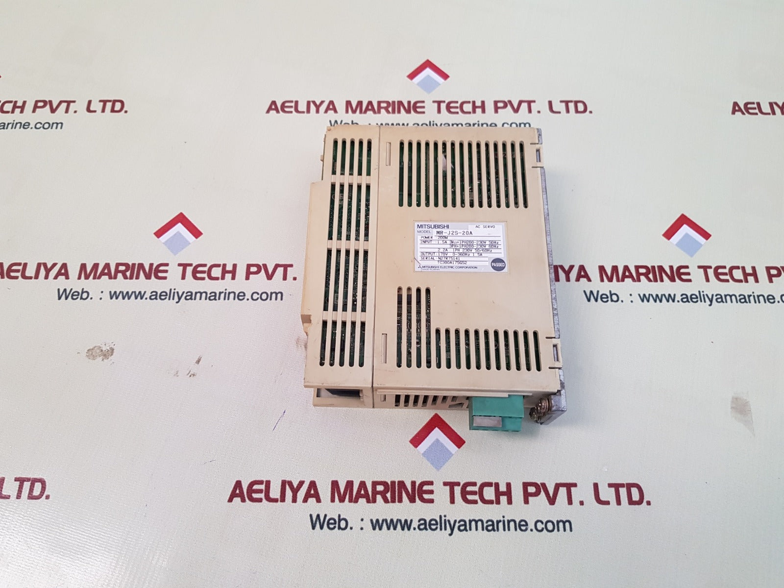 Mitsubishi mr-j2s-20a servo drive
