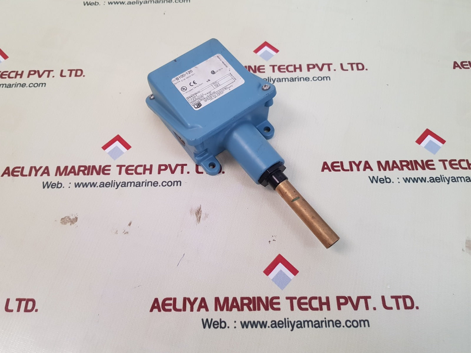 United electric b100-120 temperature switch