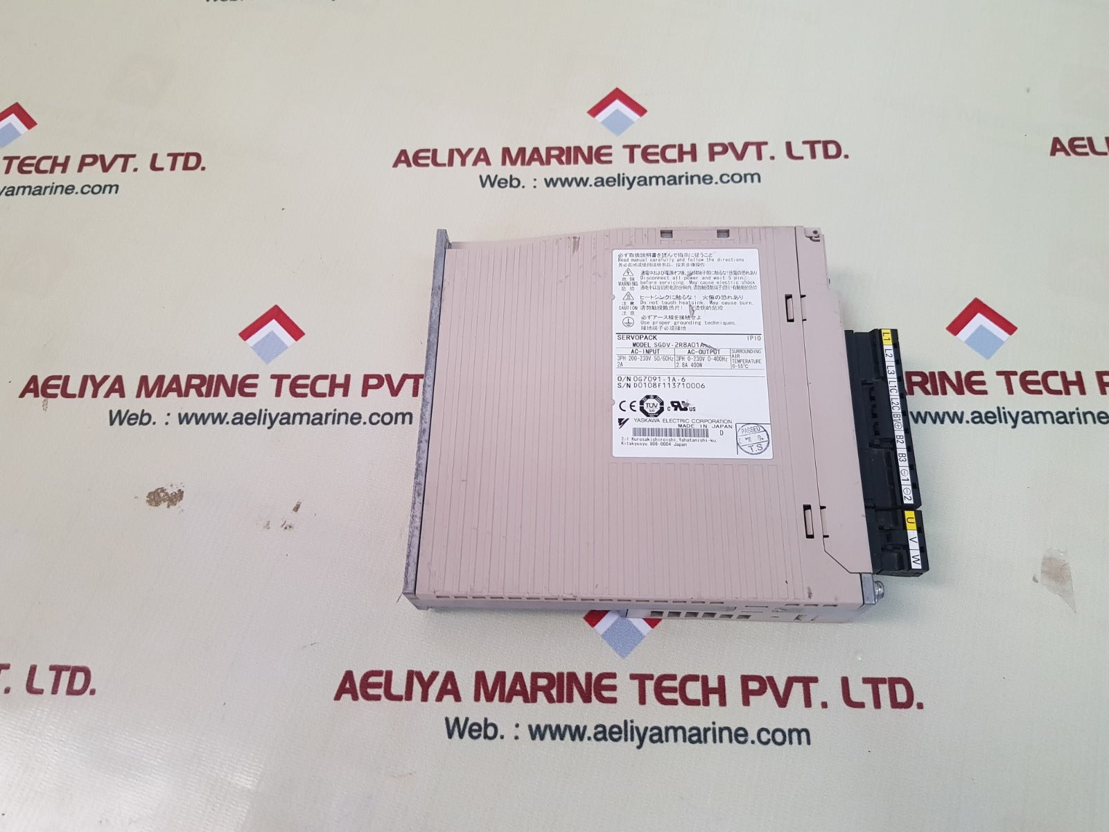 Yaskawa sgdv-2r8a01a servopack servo drive 0g7091-1a-6