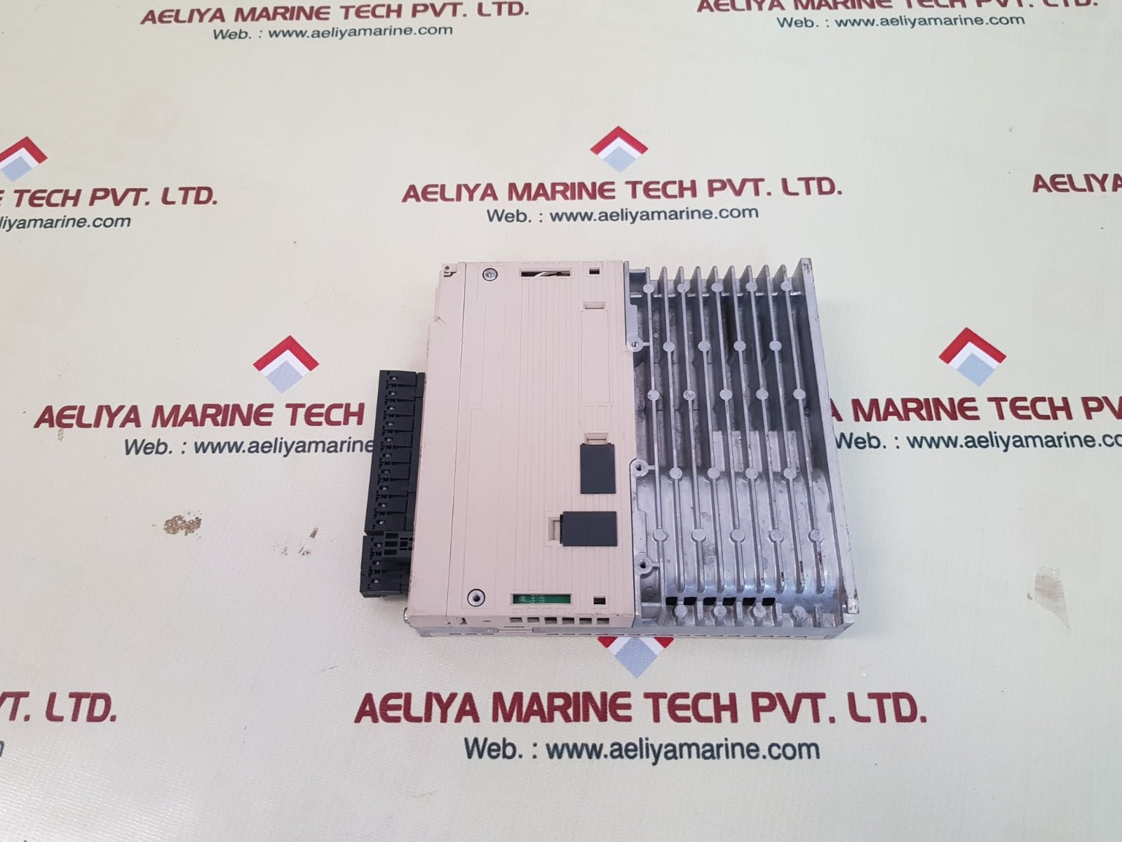 Yaskawa sgdv-2r8a01a servopack servo drive 0g7091-1a-6