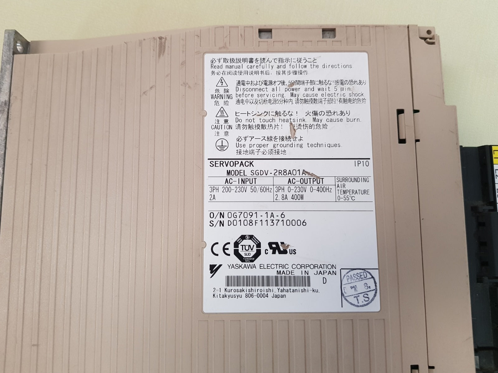 Yaskawa sgdv-2r8a01a servopack servo drive 0g7091-1a-6