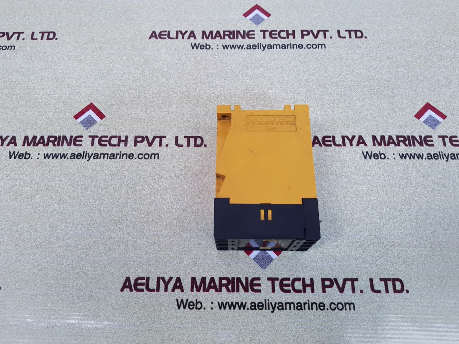 Turck elektronik ms51-44-px4 multi safe relay