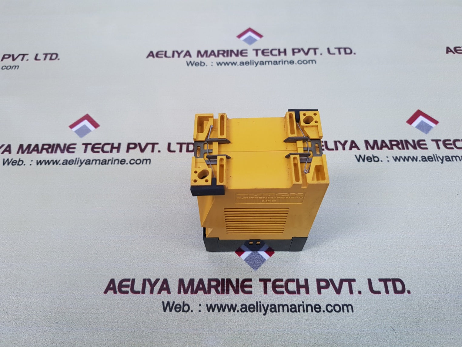 Turck ms82-2407 multi safe power supply