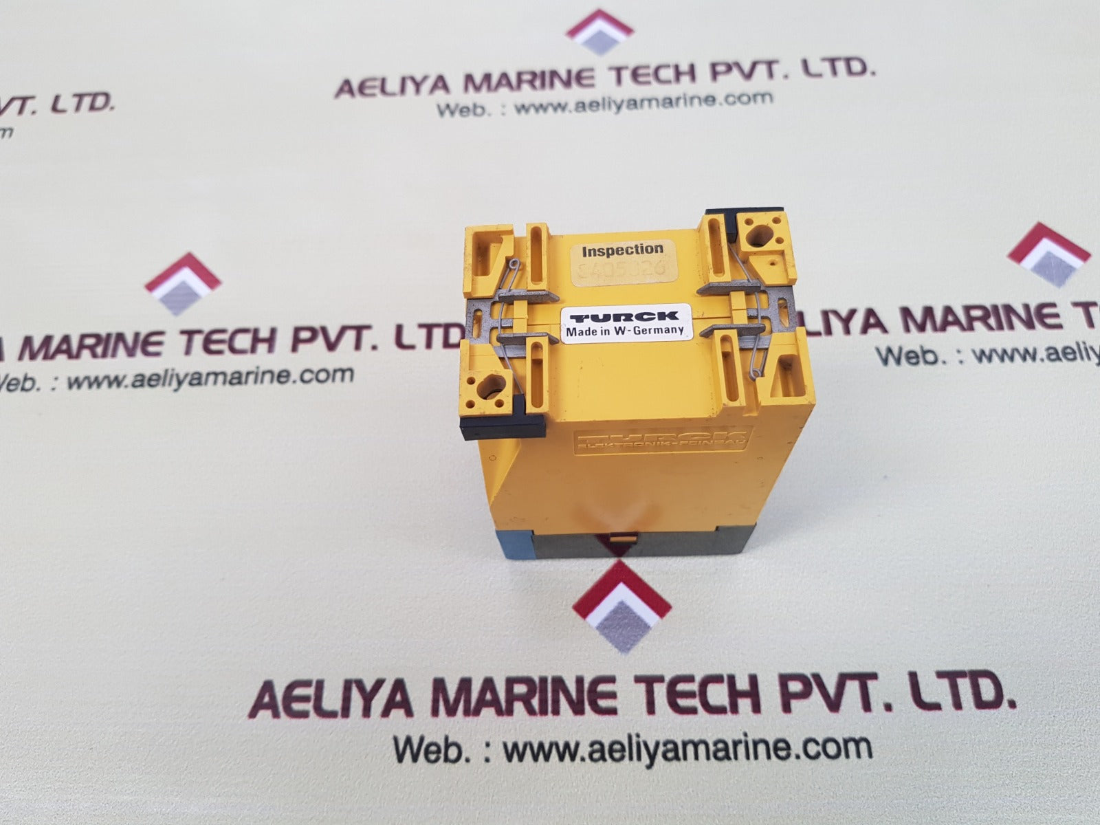 Turck ms13-22ex0-r multi safe amplifier relay
