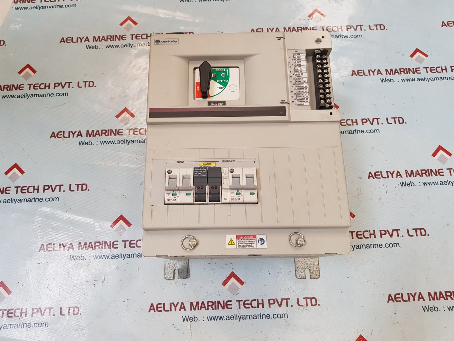 Allen-bradley 2094-xl75s-c2 series a line interface module