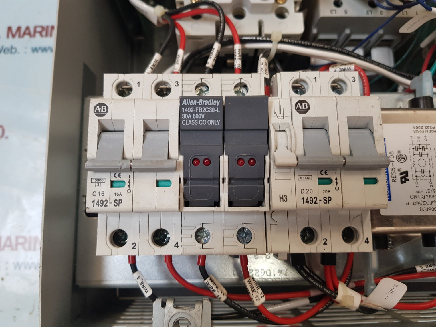 Allen-bradley 2094-xl75s-c2 series a line interface module