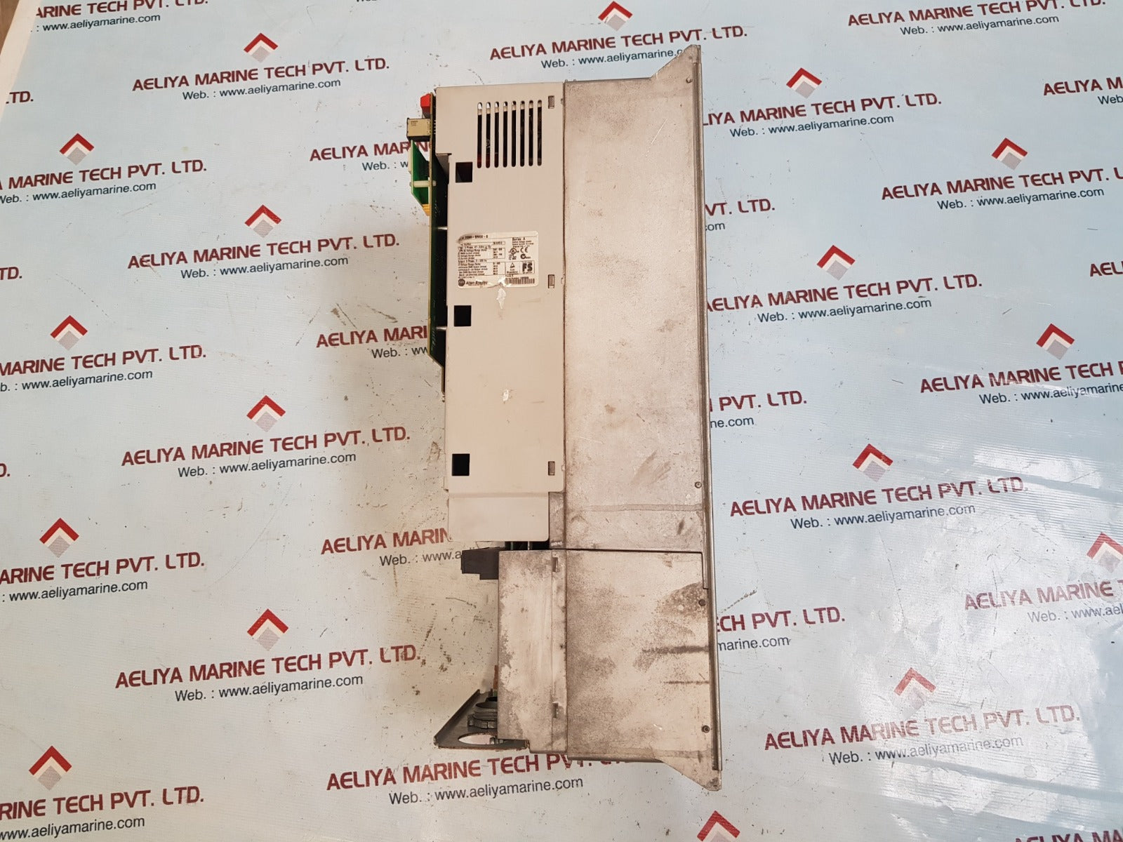 Allen-bradley 2099-bm06-s kinetix 7000 ser a guard motion servo drive