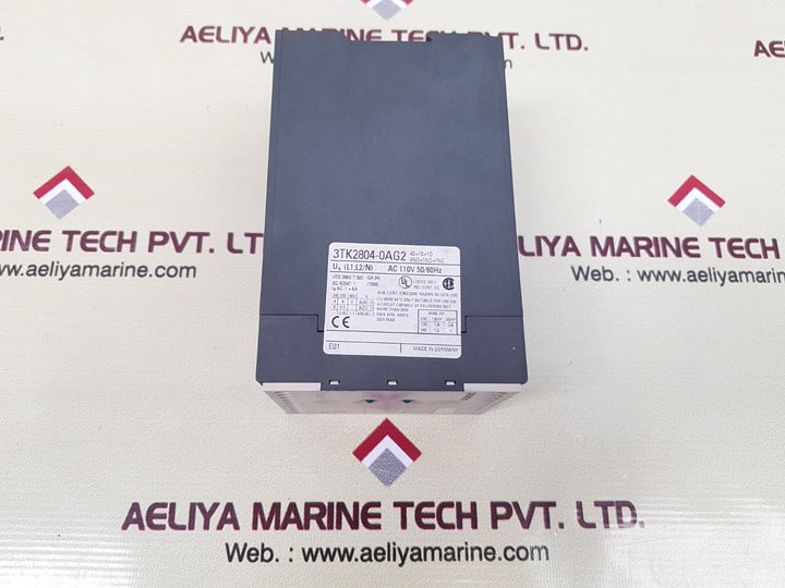 Siemens 3tk2804-0ag2 safety relay  110v 50/60 hz