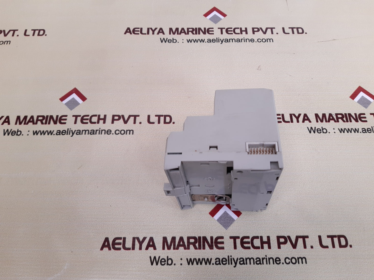 Allen-bradley 1793-ib16 sink input module ser.a 