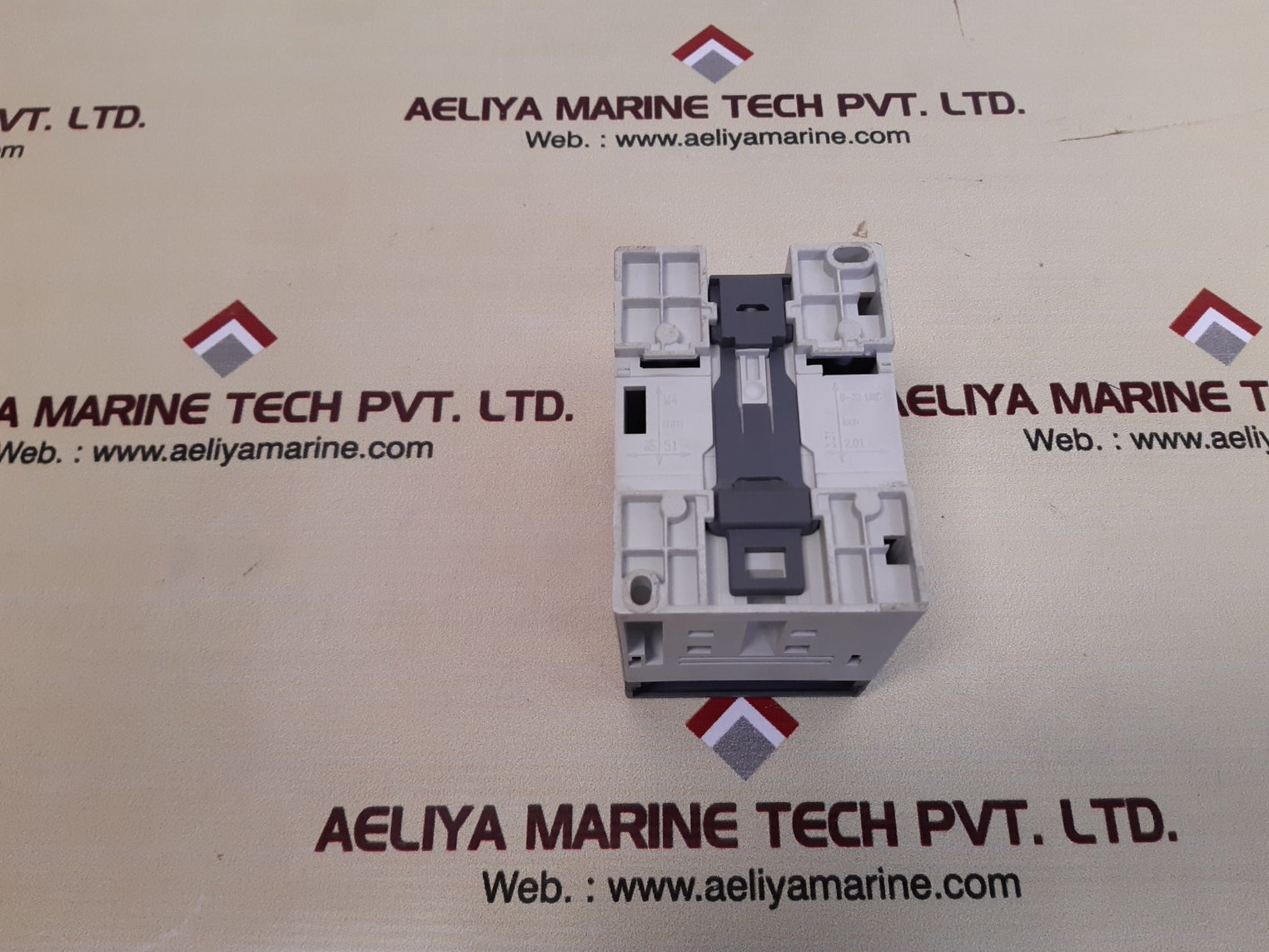 Abb xo08r1-b4.0 extension output module